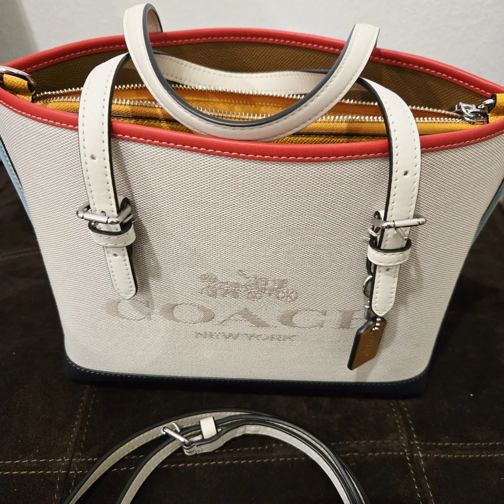 Coach Mollie Tote 25 in Colorblock. - Picture 5 of 12